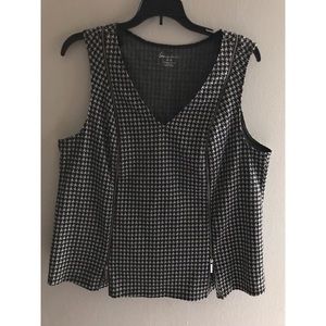 Lane Bryant Size 14/16 Houndstooth Vest